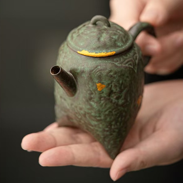 Old Rock Clay Coarse Pottery Antique-Style Auspicious Intention Tea Pot High-End Handcrafted Wanhua Teapot