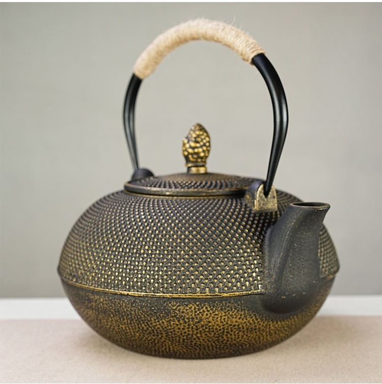 Japanese Cast Iron Pot High-End Vintage-Style Herbal Tea Brewing SetHigh-End Vintage-Style Natural Health Water Boiling