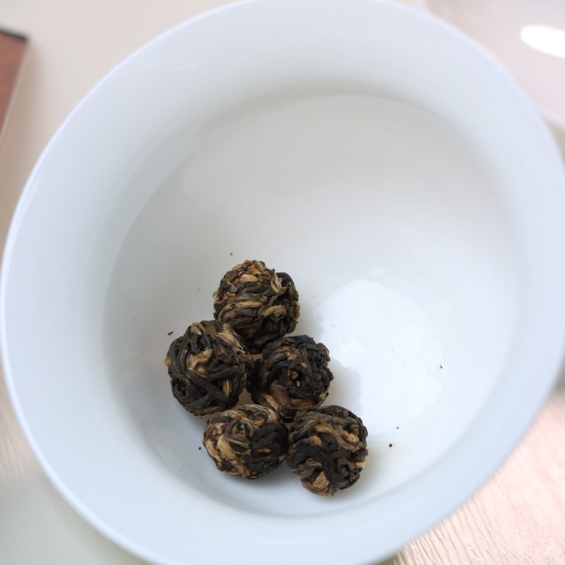 Bright Red, Rich, Smooth & Full-Flavored Premium Black Tea. 300g In Elegant Gift Box. - Image 4