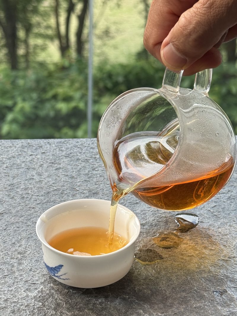 Organic Floral-Scented Black Tea 300g Gift Box Packaging Orange-colored, Sweet-tasting Organic Black Tea - Image 3